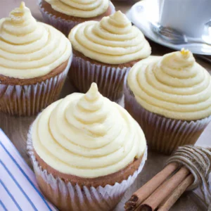 Mehr über den Artikel erfahren Chai-Cupcakes mit Ingwer-Frosting